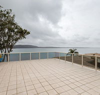 1 'Kooringal' 105 Soldiers Point Road - waterfront unit wth aircon - Accommodation Australia