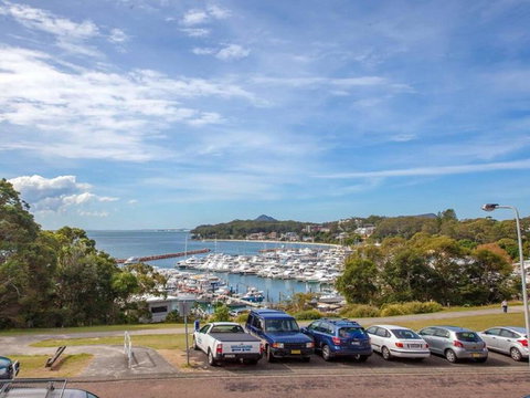 1 'Laman Lodge', 15 Laman Street - Stunning Air Conditioned Unit With Water Views And WIFI - Local Tourism 2