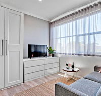 1 Bedroom Apt with Air-Conditioning in Plympton - Accommodation Australia