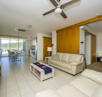 1 Bright Point Apartment 1401 - Local Tourism