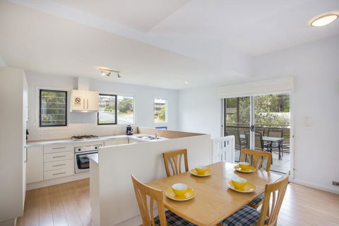 1/31 Ocean Street - A Relaxing Coastal Retreat - Accommodation Australia 3