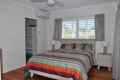 10 Double Island Drive - Modern Family Home, Centrally Located, Swimming Pool & Outdoor Area - Accommodation Australia 1