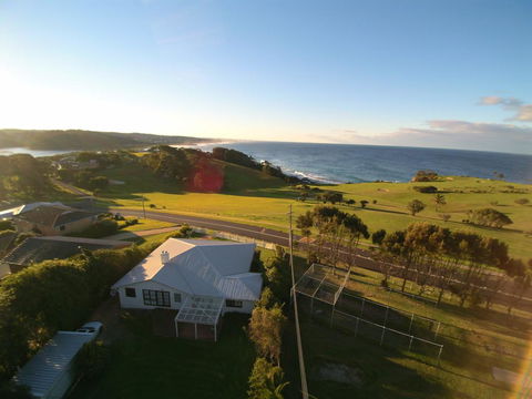 12 Bluewater Drive - Accommodation Australia 0