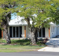 12th Tee BnB - Australia Shopping