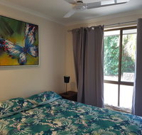13 Coora Court - Sleeps 6 pool air con pets - Accommodation Australia