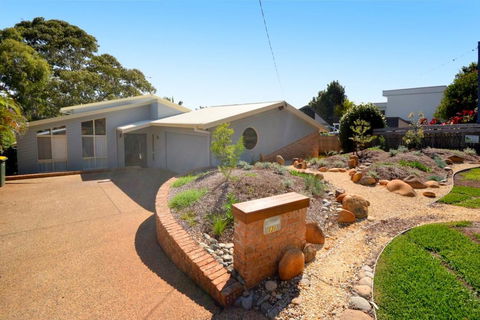 131 Pacific Drive, Port Macquarie - Accommodation Australia 0