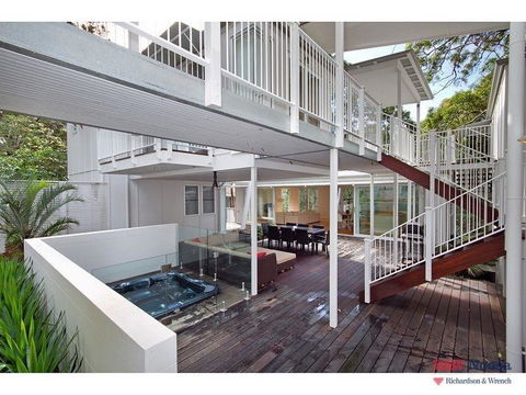 14 Little Cove Road - Australia Shopping 3
