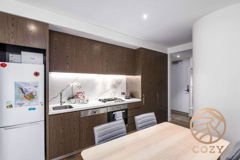 140, Cozy Lakeside Residence In The Heart Of St Kilda, 2BD2BT, Free Parking - Local Tourism 3