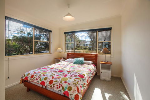 164 Mitchell Pde - Spectacular Views - Accommodation Australia 2