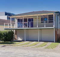 2 'Hibiscus Court' 9 Government Road - fantastic air conditioned 3 bedroom unit - Accommodation Australia