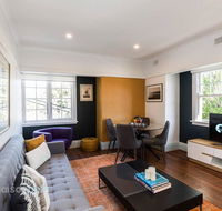 2 Bdrm Art Deco Apt Stroll To Bondi Junction - Accommodation Australia