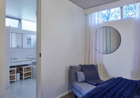 2 Bdrm South Yarra Apt With Balcony And Parking - Accommodation Australia 1