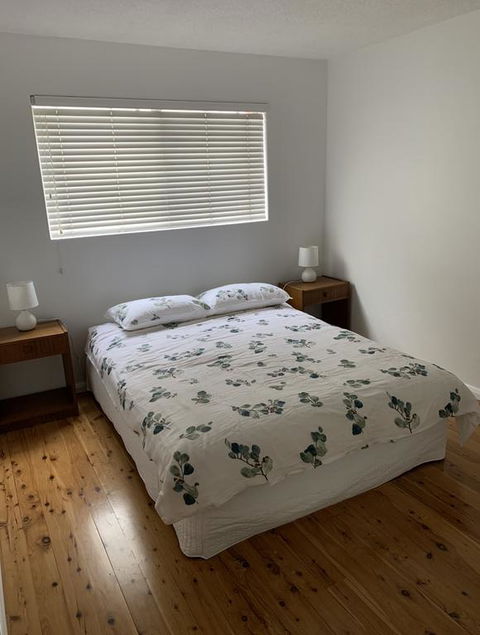 2 Bed Bar Beach Apartment - Stroll To Beach & Cafes, Supermarket Apartment 6 - Local Tourism 3