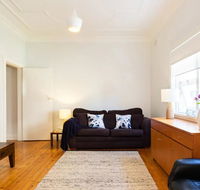 2 Bedroom Garden Apartment by Bondi Beach - Accommodation Australia