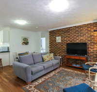 2 Bedroom St Lucia Apartment close to UQ and CityCat - Local Tourism
