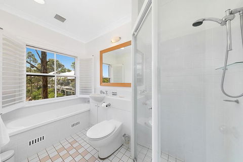 2 Bedroom Villa @ Oaks Cypress Lakes Resort - Accommodation Australia 3