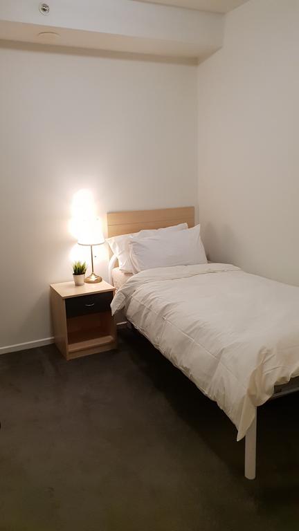 2 Bedrooms CBD FREE Tram Apartment (Melb Central, China Town, Queen Victoria Market, Melbourne University, RMIT, Etc) - Local Tourism 3