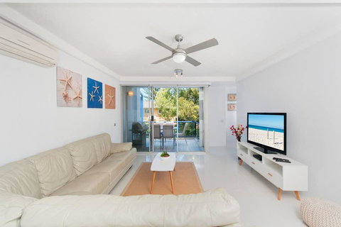 2 Cirrus - Local Tourism 2