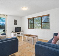 2/56 Lawson StreetClarkes Beach - Accommodation Australia