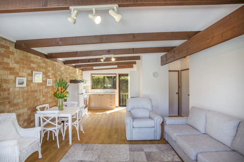 2/81 Clyde St - Villa De Golf At Mollymook - Accommodation Australia 0