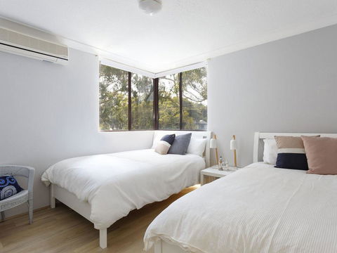 20 Booneroo - Walk To The Beach - Accommodation Australia 3