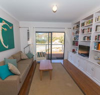 20 Lady Bay Road - Australia Shopping