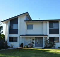 21 Tingira Close - Family home in a quiet street enjoying ocean views - Accommodation Australia