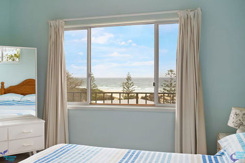 22 Dulling Street - Beach House - Accommodation Australia 1