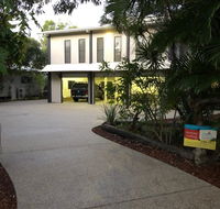 25 Naiad Court - Rainbow Shores The Ultimate Beachside Executive Property Air conditioned - Accommodation Australia