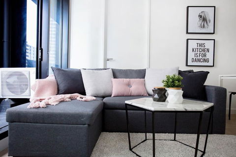 25, Empire, 1Br1Bth, Pinkytoffee, MelCen CBD, FreeTram,  - Local Tourism 2