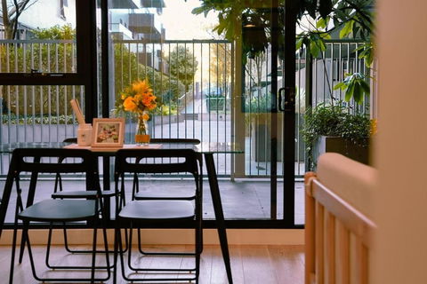 Botanica - Simply Perfect Balwyn 1BR Home Base - Accommodation Australia 0