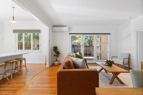 Bright 3-Bed With Garden By Banks Street Reserve - Accommodation Australia 4