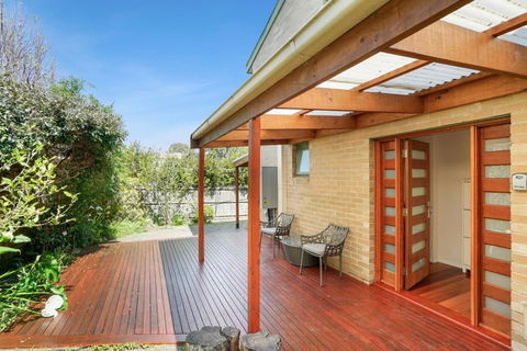 Bright & Lovely @ Balwyn Townhouse W Parking BBQ - Accommodation Australia 2