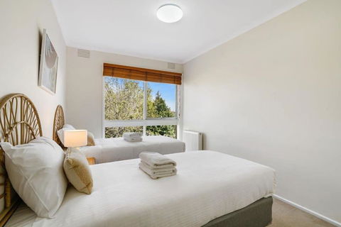 Bright & Lovely @ Balwyn Townhouse W Parking BBQ - Accommodation Australia 3