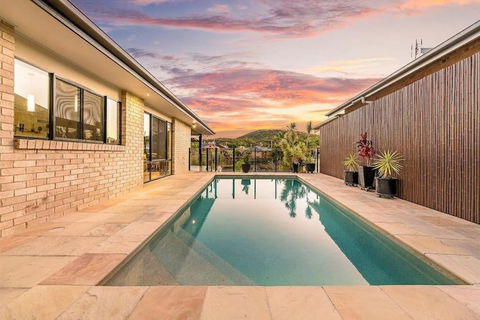 CABA17 - Waterfront Home With A Pool! - Local Tourism 0
