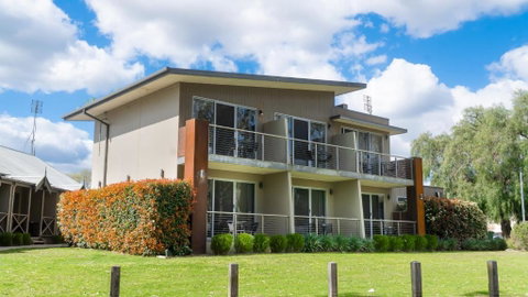Campaspe Lodge - Bed n Breakfasts 2