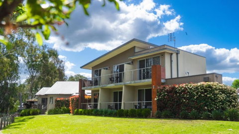 Campaspe Lodge - Bed n Breakfasts 1