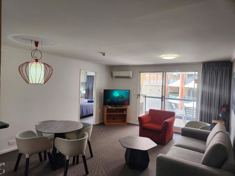 Canberra City Accommodation - Bed n Breakfasts 0