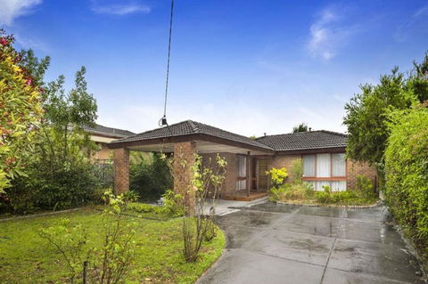 Caulfield Family Home With Large Space - Accommodation Australia 0