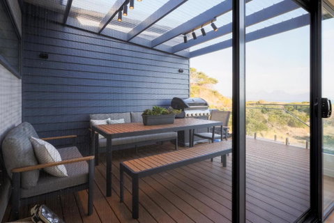 Coast Beachfront Retreat - Accommodation Australia 1
