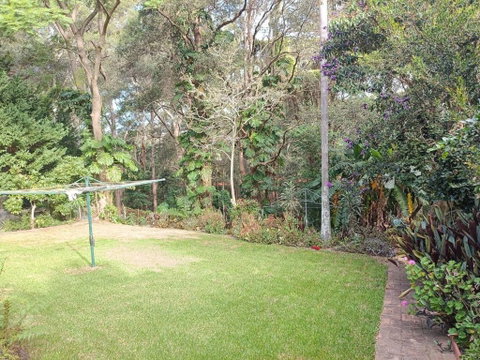 Comfortable Room In Peaceful And Spacious Beecroft Home B1 - Accommodation Australia 1