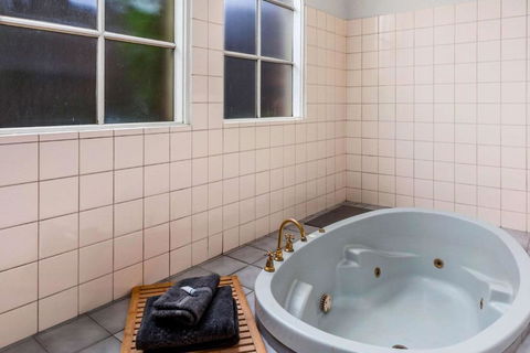 Comfort Inn Greensborough - Accommodation Australia 3