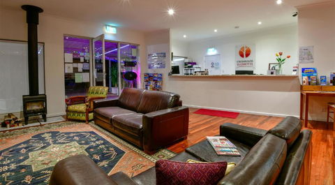 Crossroads Ecomotel - Australia Shopping 3
