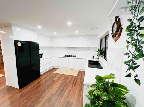 D140 Keilor Down Vacation - Accommodation Australia 1