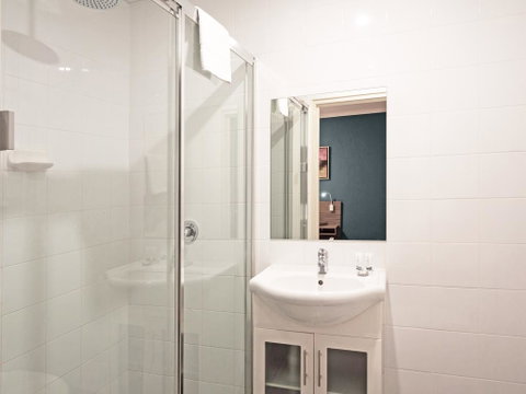 28 Hotel - Accommodation Australia 2