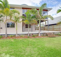 29 Cypress Avenue - Rainbow Beach Close to the beach with a pool - Accommodation Australia