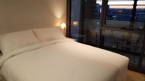 2BEDS Melbourne Central - Crown Casino - Colin - S Cross - Local Tourism 2