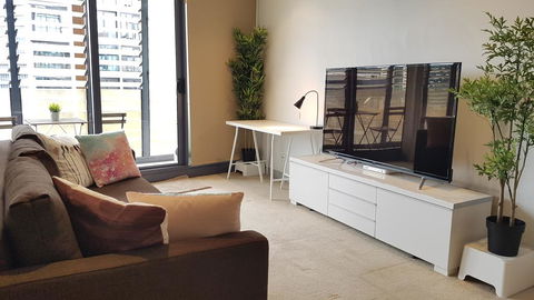 2BEDS Melbourne Central - Crown Casino - Colin - S Cross - Local Tourism 1