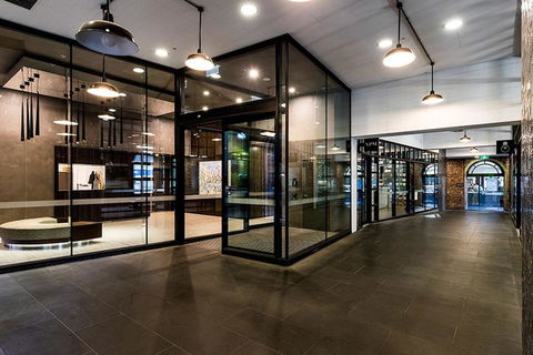 2BR 2BATH + CAR = QUALITY & STYLE IN MELBOURNE CBD - Local Tourism 2