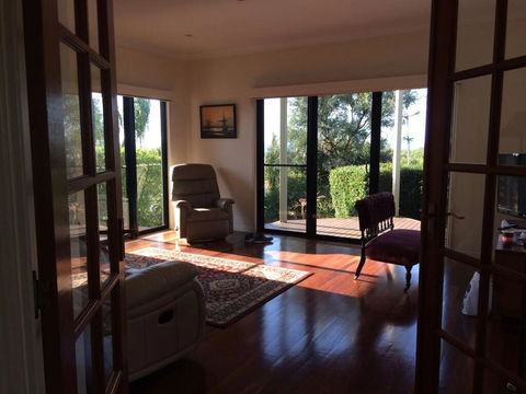 3 Sea/Fraser Island View Deckings, Beachfront, Marina - Local Tourism 0